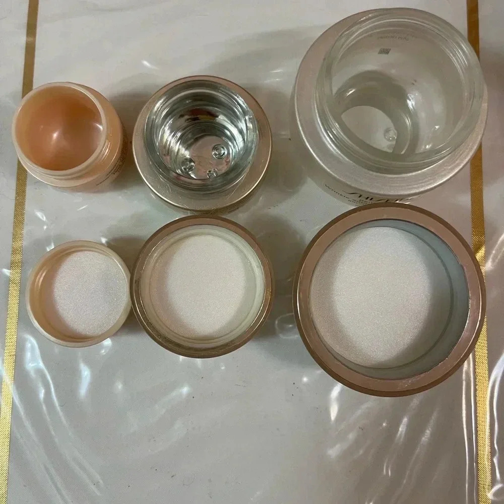 Set of 4 SHISEIDO benefiance empty jar bottle - Picture 2 of 5